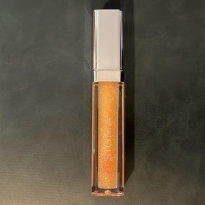Sigma Hydrating Blazed Glitter Shiny Lipgloss,Hyaluronic Acid, Vitamin E, Jojoba
